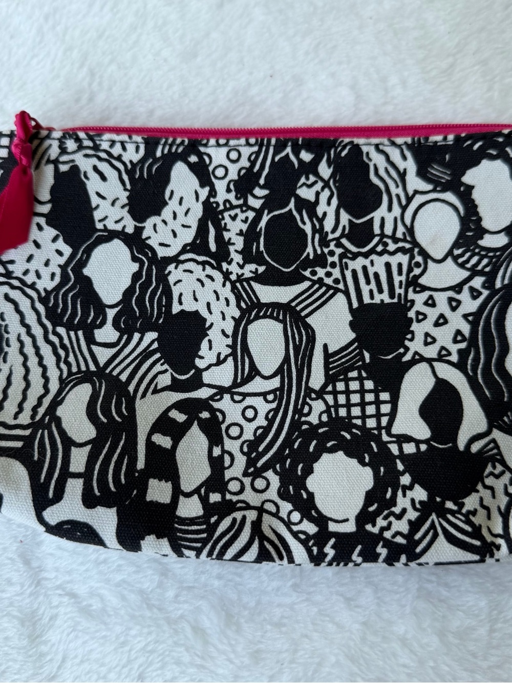 Ipsy Black White Cosmetic Pouch Pink Trim